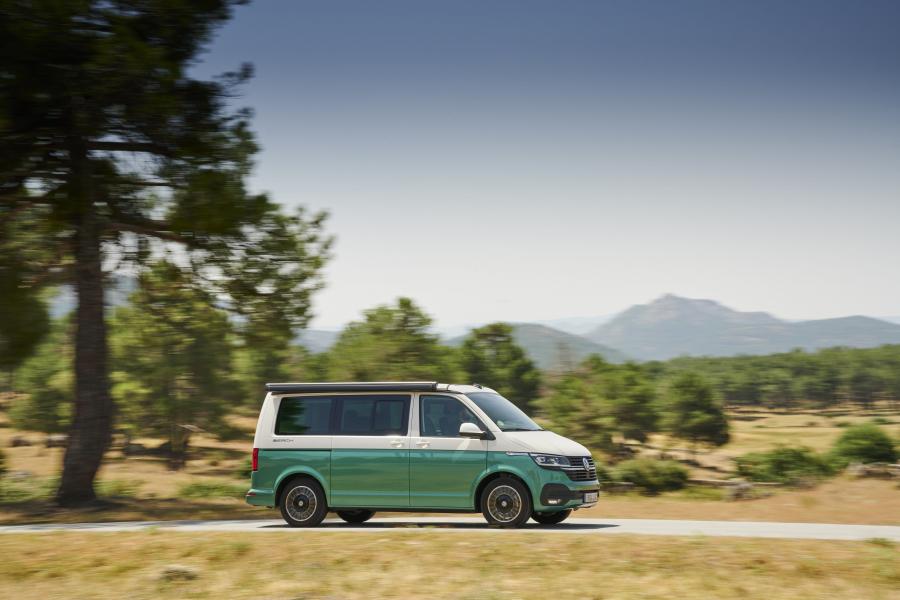  Volkswagen California Beach (T6.1) 2019 года  (WW) (фото 9 из 33)